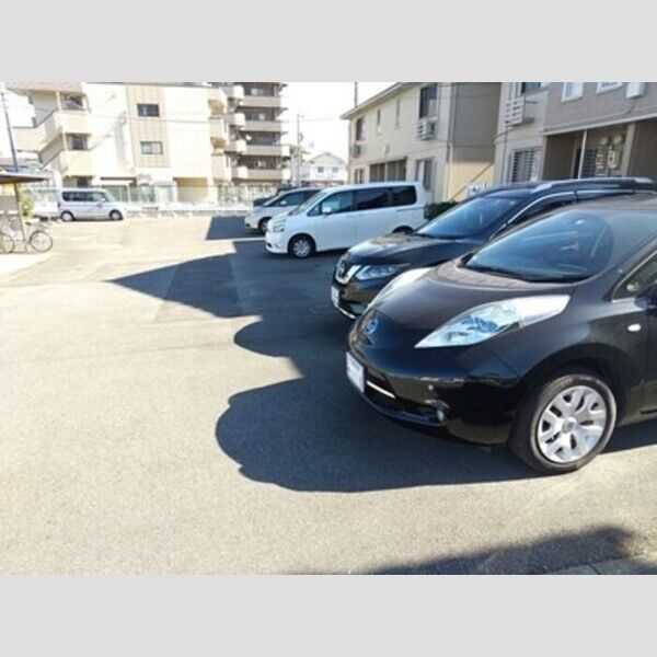 駐車場 (駐車場)