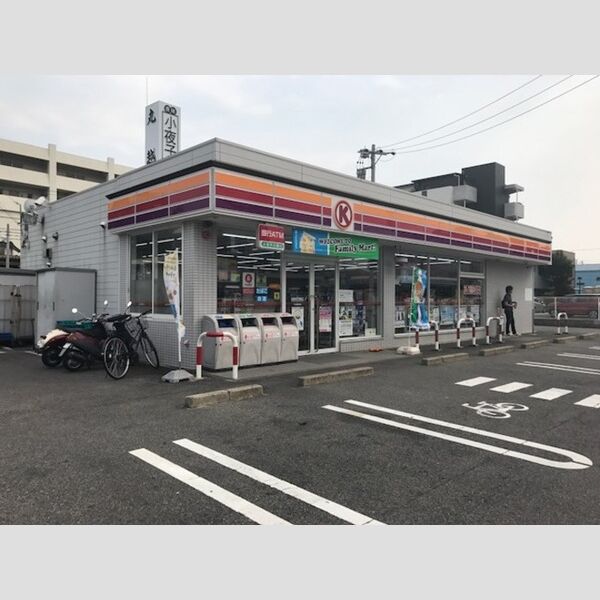 現地周辺 (サークルK)