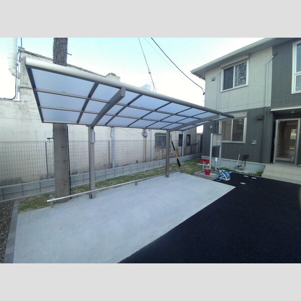 現地周辺 (駐輪場)