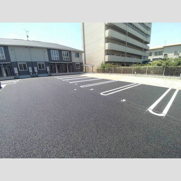 駐車場 (駐車場)