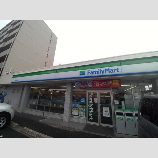エントランス (ファミリーマート鶴見通店)