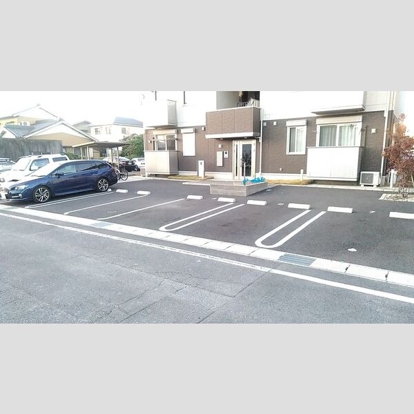 駐車場 (駐車場)