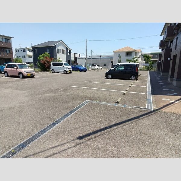 駐車場 (駐車場)