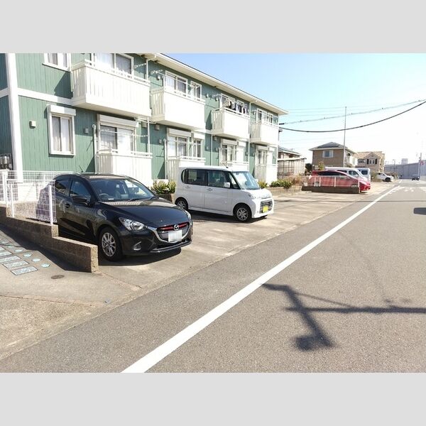 駐車場 (駐車場)