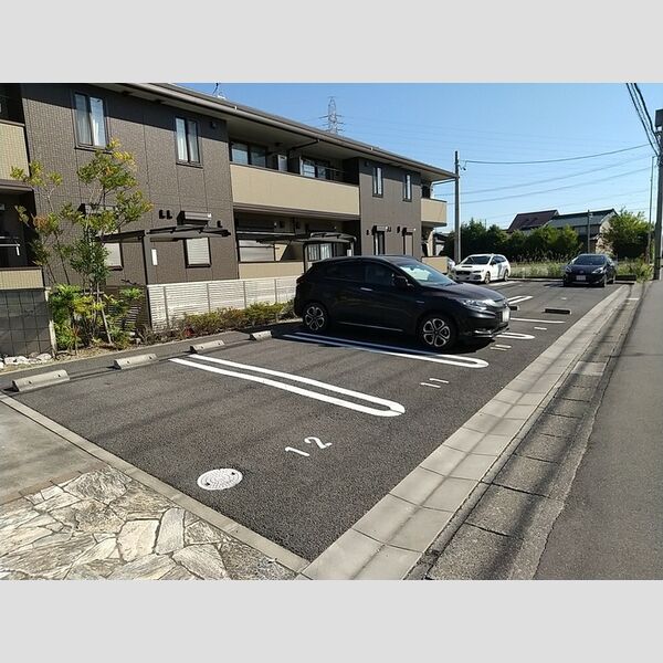 駐車場 (駐車場)