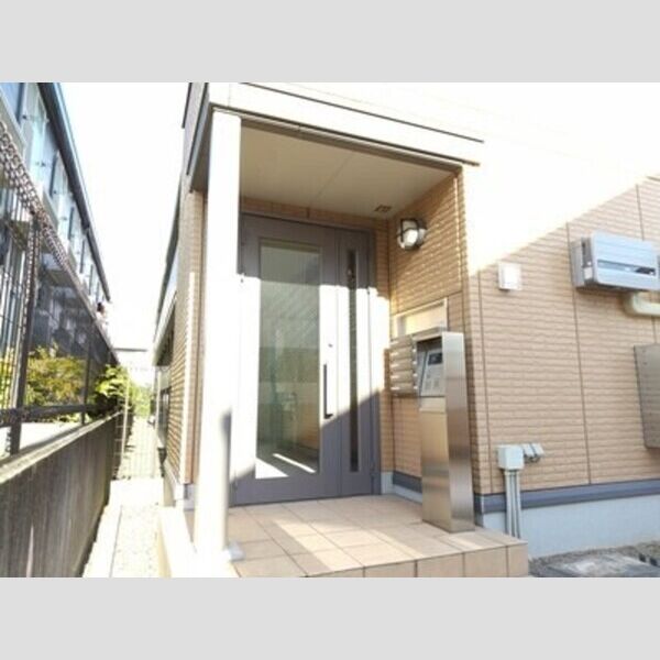 エントランス (エントランス)