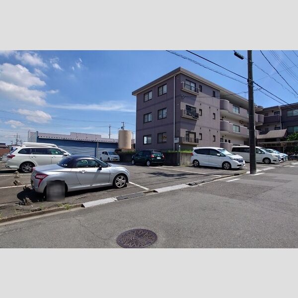 駐車場 (駐車場)
