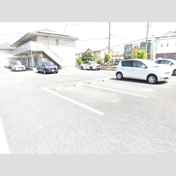 駐車場 (駐車場)
