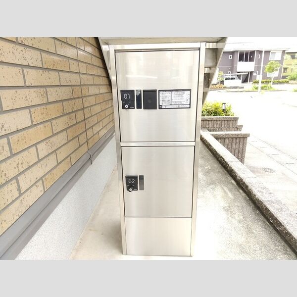 現地周辺 (宅配ボックス)