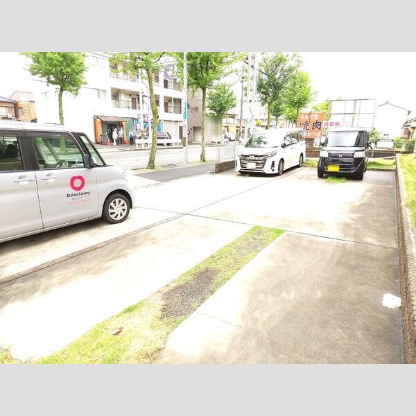 駐車場 (駐車場)