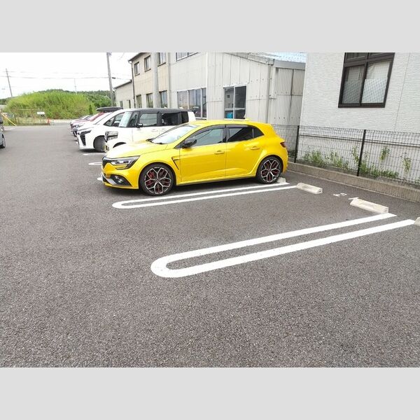 駐車場 (駐車場)