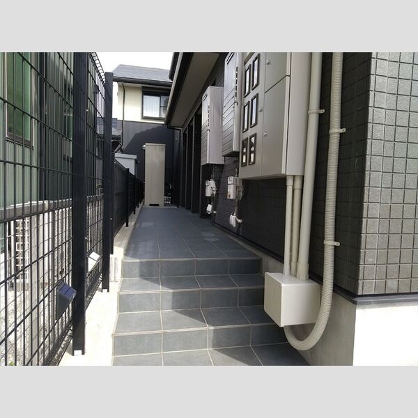 エントランス (共用部)