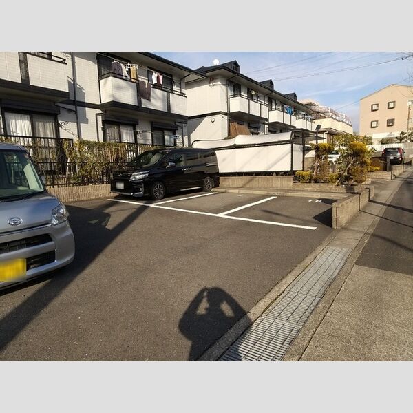 駐車場 (駐車場)
