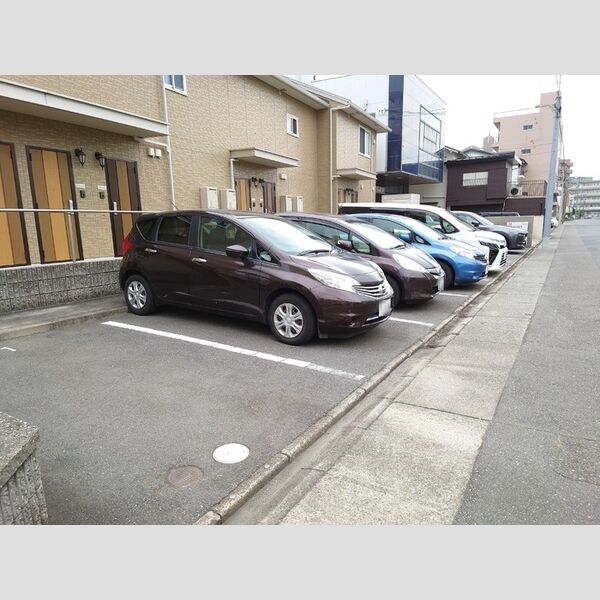 駐車場 (駐車場)