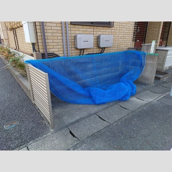 現地周辺 (ゴミ置き場)