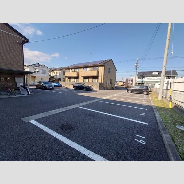 駐車場 (駐車場)