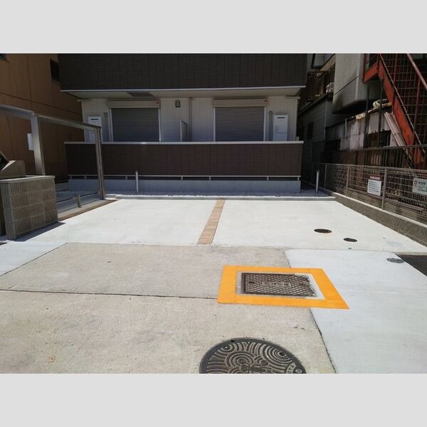 駐車場 (駐車場)