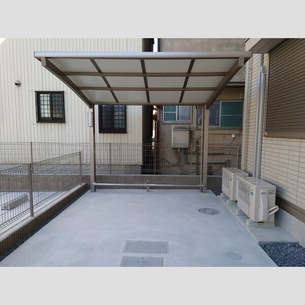 現地周辺 (駐輪場)