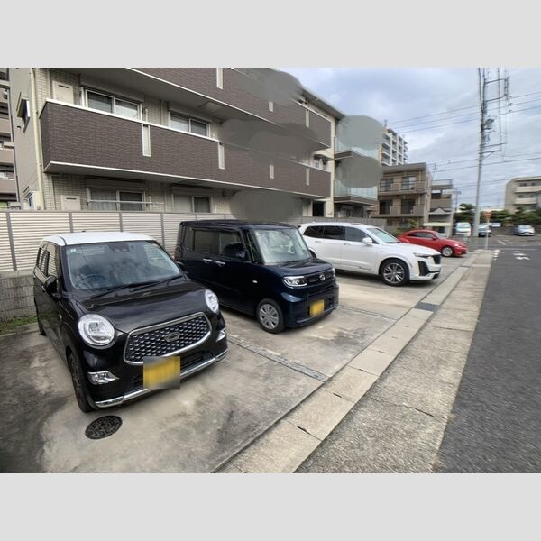 駐車場 (駐車場)