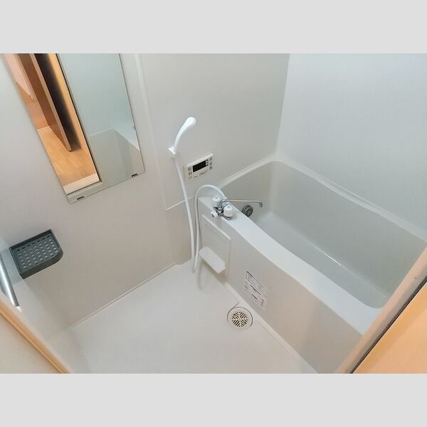 バス (追い焚き機能付きバス)