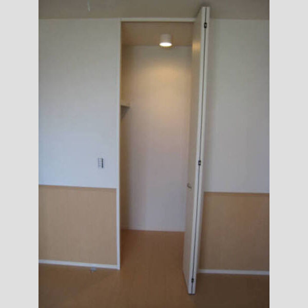 収納 (ウォークインクローゼット)