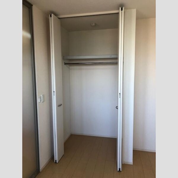 収納 (クローゼット)