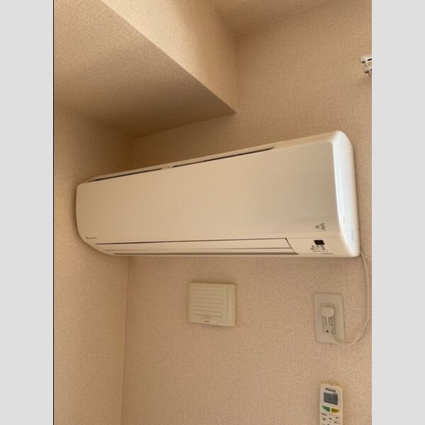 その他設備 (エアコン)