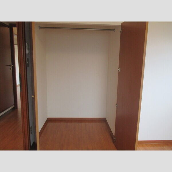 収納 (クローゼット)
