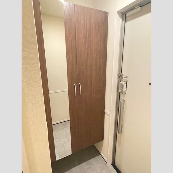 玄関 (玄関)