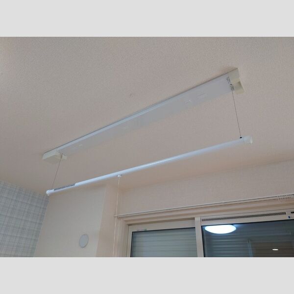 その他 (室内物干し)