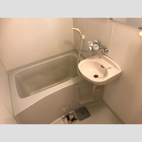 バス (浴室・洗面台)