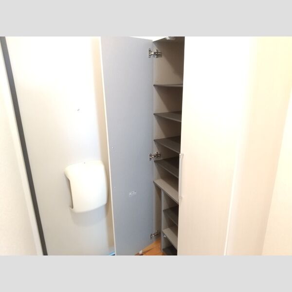 玄関 (玄関収納)