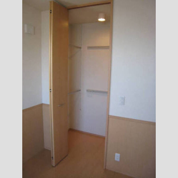 その他 (グランシャリオ前屋敷)