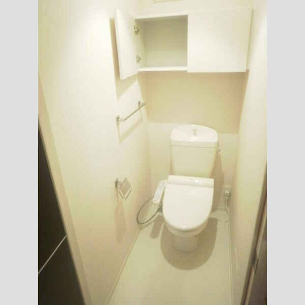 トイレ (温水洗浄便座)