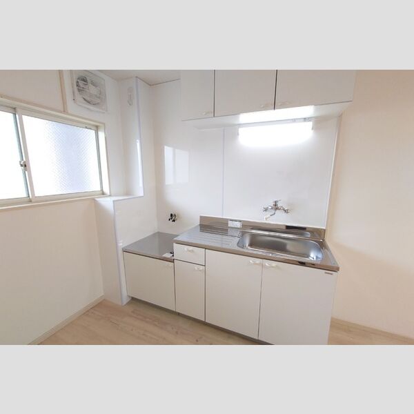 キッチン (キッチン)