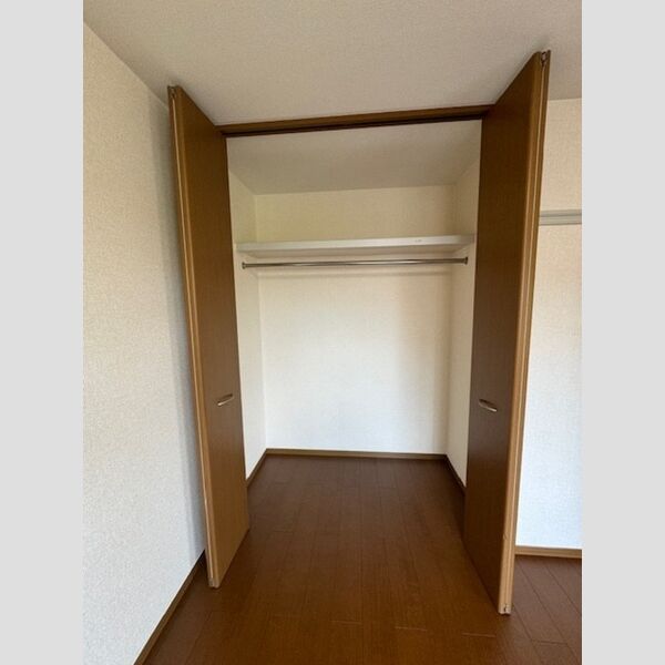 収納 (クローゼット)
