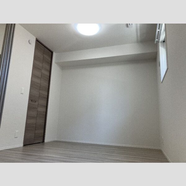 その他 (南洋間)