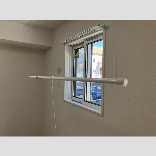 その他 (室内物干し)