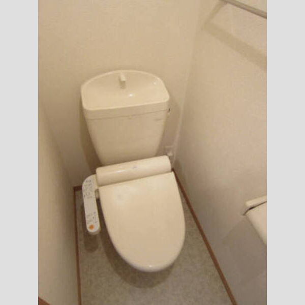 トイレ (温水洗浄便座付トイレ)