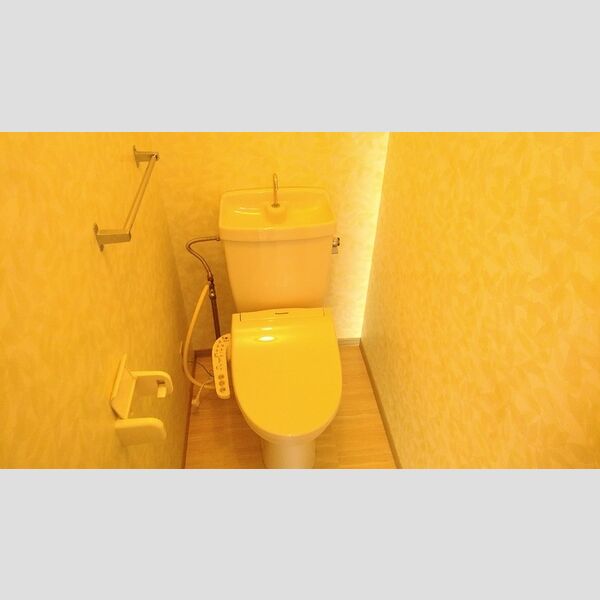 トイレ (トイレ(温水洗浄暖房便座付き))