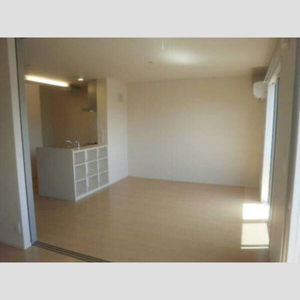 居室・リビング (LDKエスポワール201)