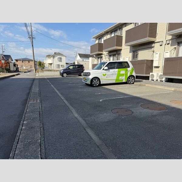 駐車場 (駐車場)