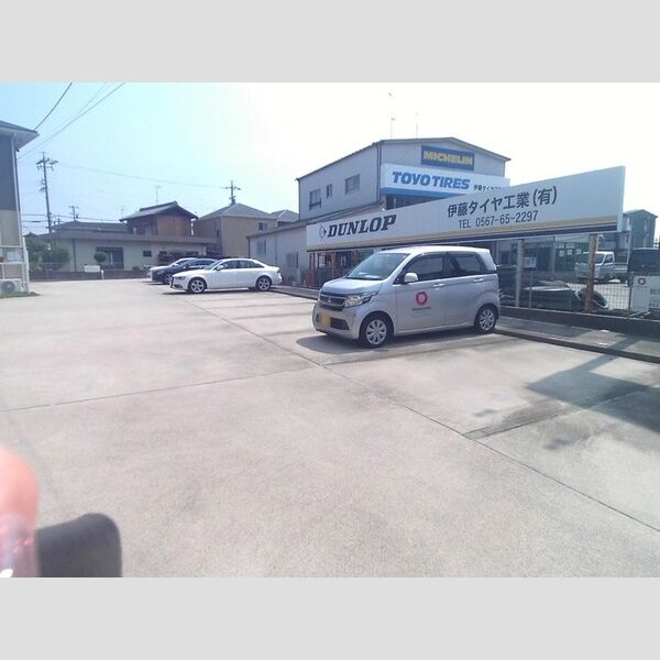 駐車場 (駐車場)