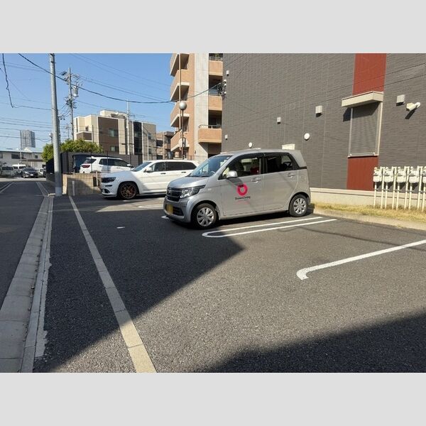 駐車場 (駐車場)