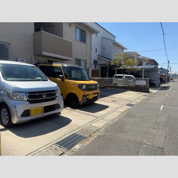駐車場 (駐車場)
