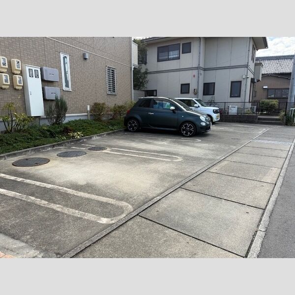 駐車場 (駐車場)
