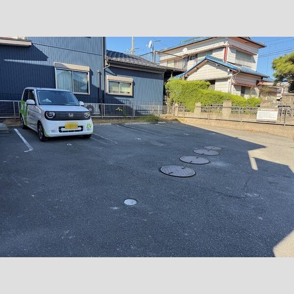 駐車場 (駐車場)