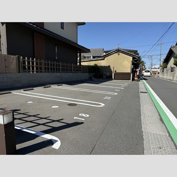 駐車場 (駐車場)