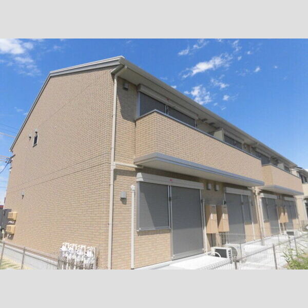 建物外観 (日当たり良好)