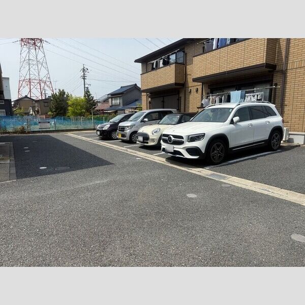 駐車場 (駐車場)